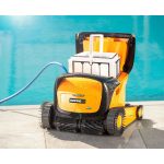 Maytronics Dolphin Wave 90i medencetisztító robot