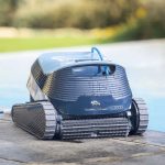 Maytronics Dolphin S2000 medencetisztító robot
