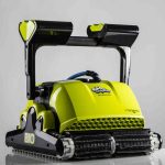 Maytronics Dolphin Supreme Bio medencetisztító robot